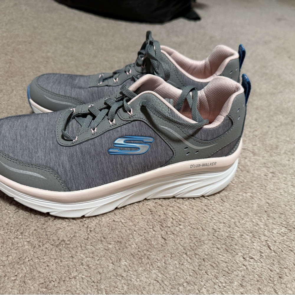 Skechers Women's Gray and Blue Sneakers